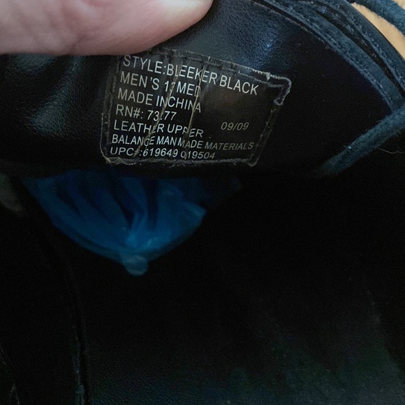 Axcess Men’s “Bleeker Black”Leather Shoes - Picture 9 of 12